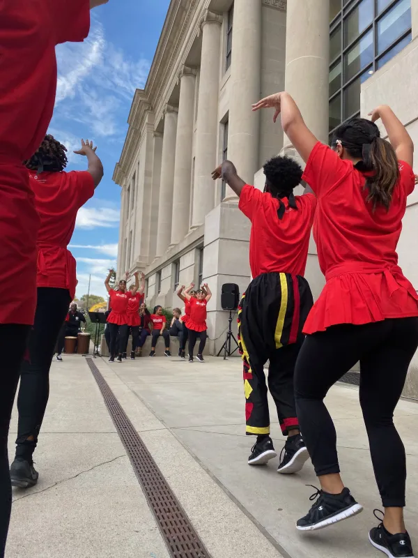 How Movement Moves dance performance
