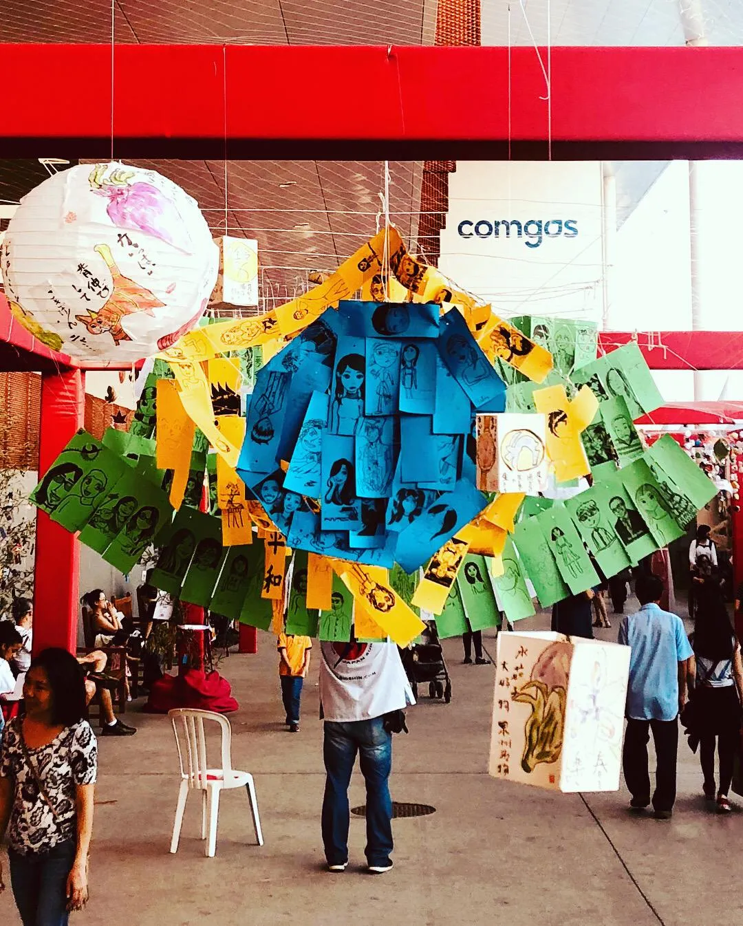 Photograph os hanging paper sculpture